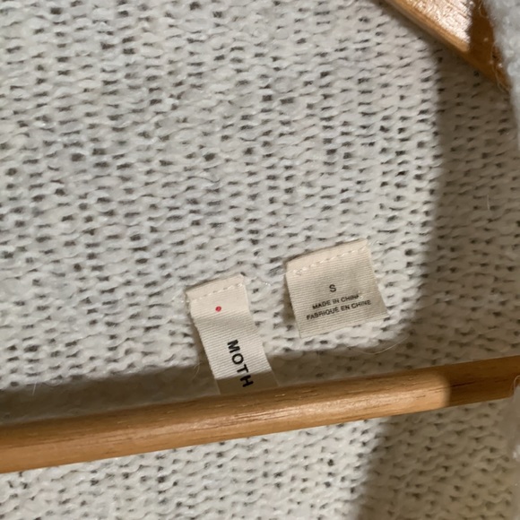 ⭐️SOLD⭐️Anthropology Moth White Knit a sweater high neck - Picture 5 of 5